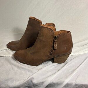 Frye Judith, Ankle Booties, Zip, Sz 8M
